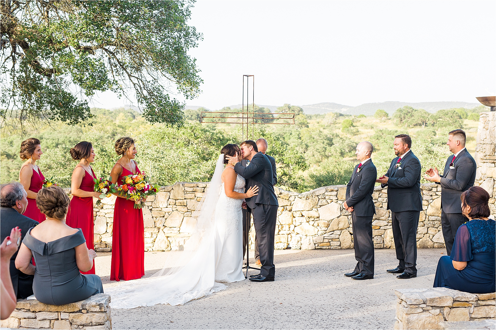 A first kiss at Paniolo Ranch in Boerne, Texas